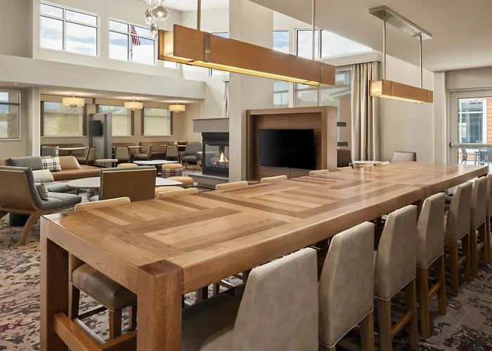 酒店 By Marriott 3*